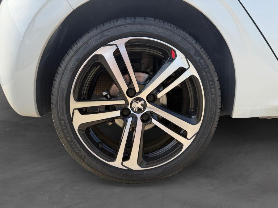 PEUGEOT d'occasion 208 1.2 PURE TECH 110 ALLURE de 2019 Nord Isère