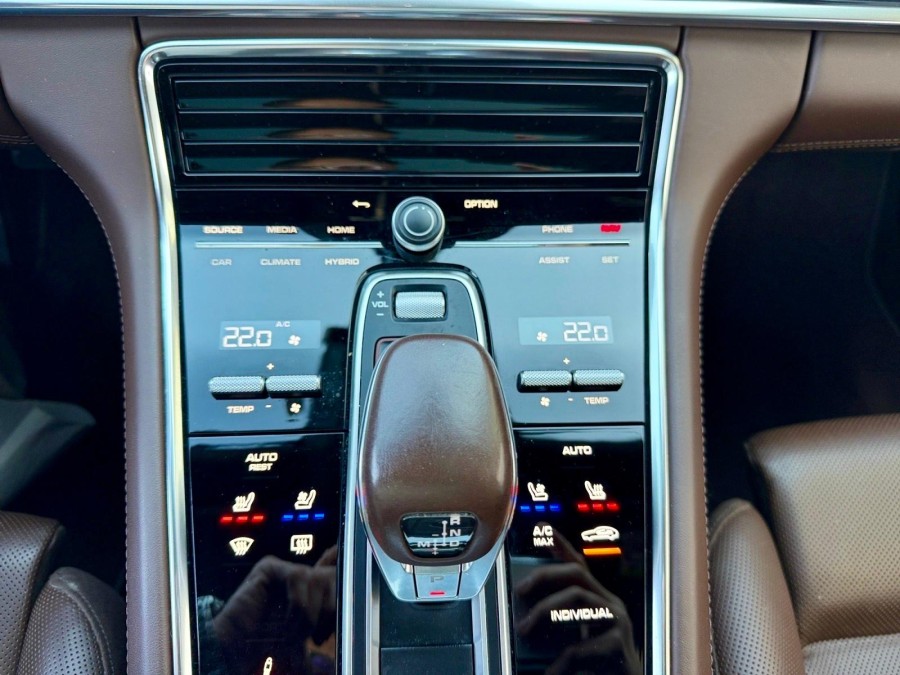 PORSCHE d'occasion PANAMERA 2.9 V6 560ch 4S E-Hybrid de 2021 Besançon
