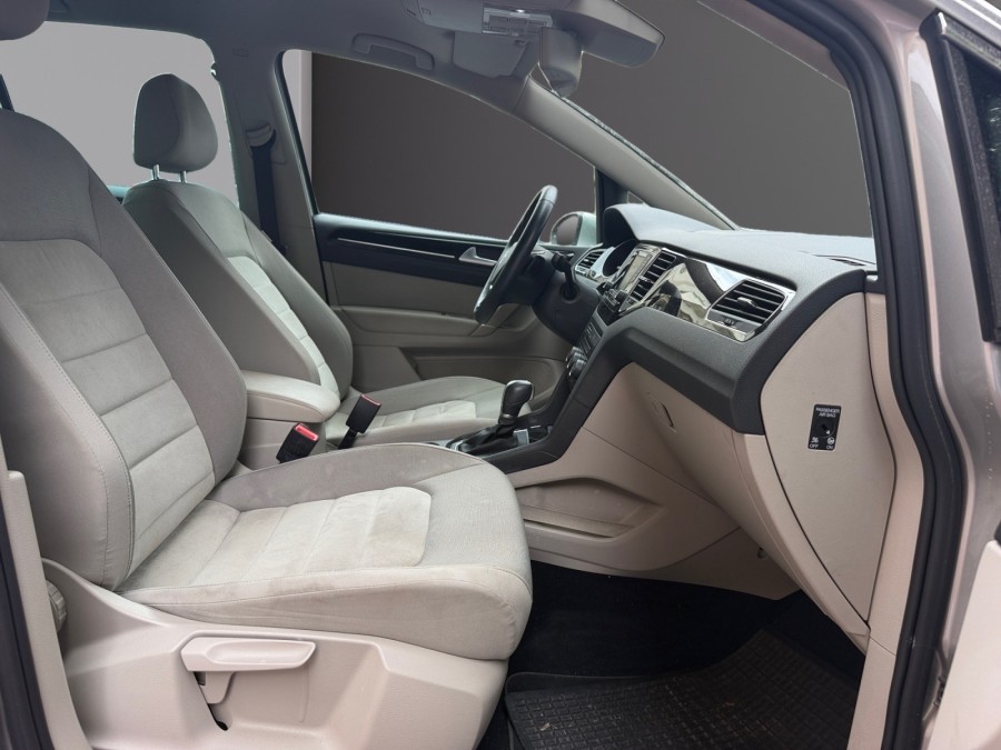 VOLKSWAGEN d'occasion GOLFSPORTSVAN 1.6 TDI 110 LOUNGE DSG AUTO de