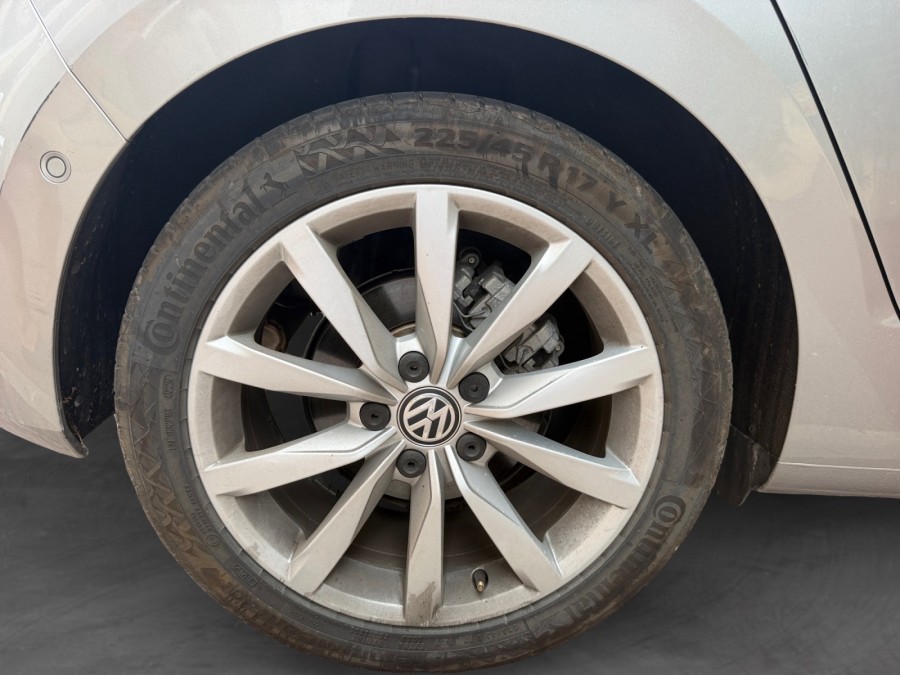 VOLKSWAGEN d'occasion GOLFSPORTSVAN 1.6 TDI 110 LOUNGE DSG AUTO de
