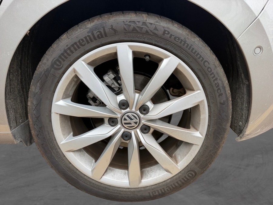 VOLKSWAGEN d'occasion GOLFSPORTSVAN 1.6 TDI 110 LOUNGE DSG AUTO de
