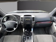 TOYOTA d'occasion Land cruiser 165 D-4D VX BVM6 3p de 2005 Tours (37)﻿