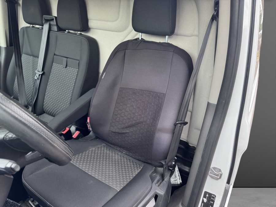 FORD d'occasion TRANSIT CUSTOM ECOBLUE 130 MHEV KOMBI 320 L2H1 TREND
