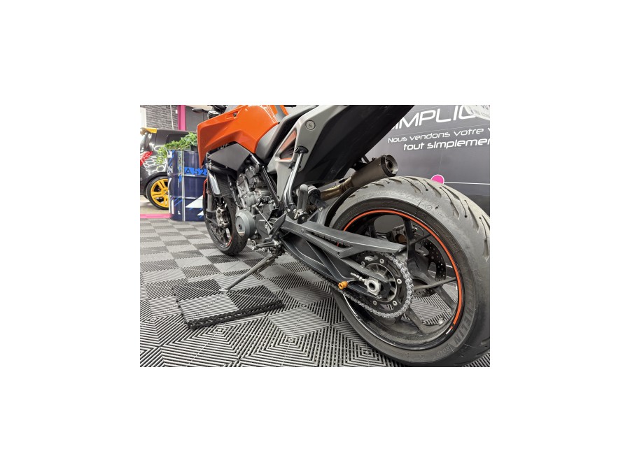 KTM d'occasion 790 DUKE KTM 790 DUKE de 2018 Reims Tinqueux (51)﻿