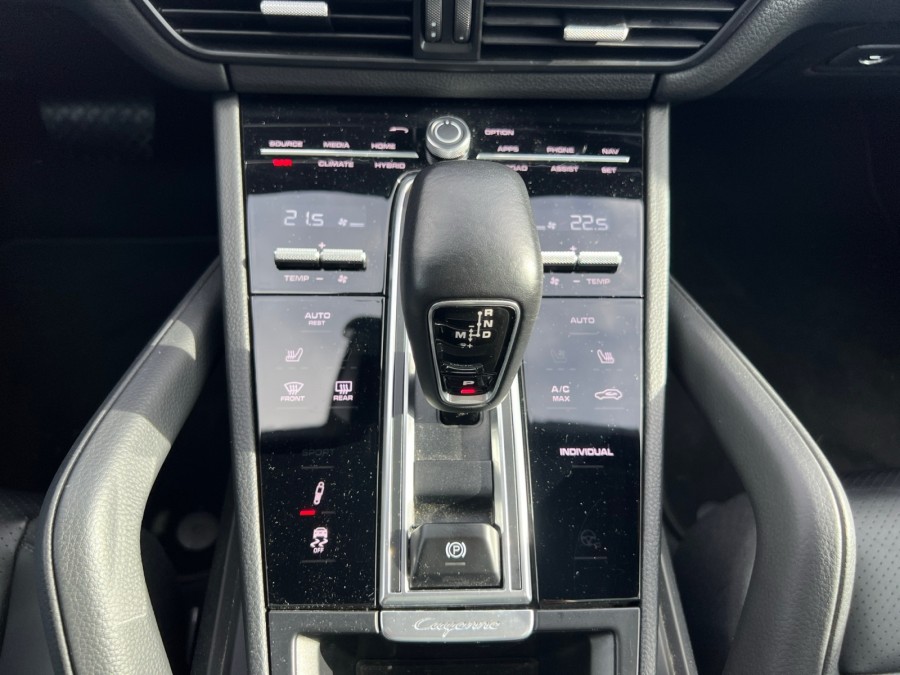 PORSCHE d'occasion CAYENNE 3.0 V6 E-HYBRID COUPE de 2021 Perpignan