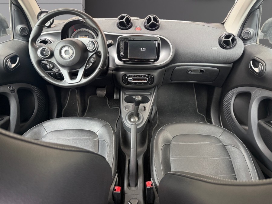 SMART d'occasion FORTWO PURE 71 CV COUPE AUTO de 2016 Montreuil (93)﻿