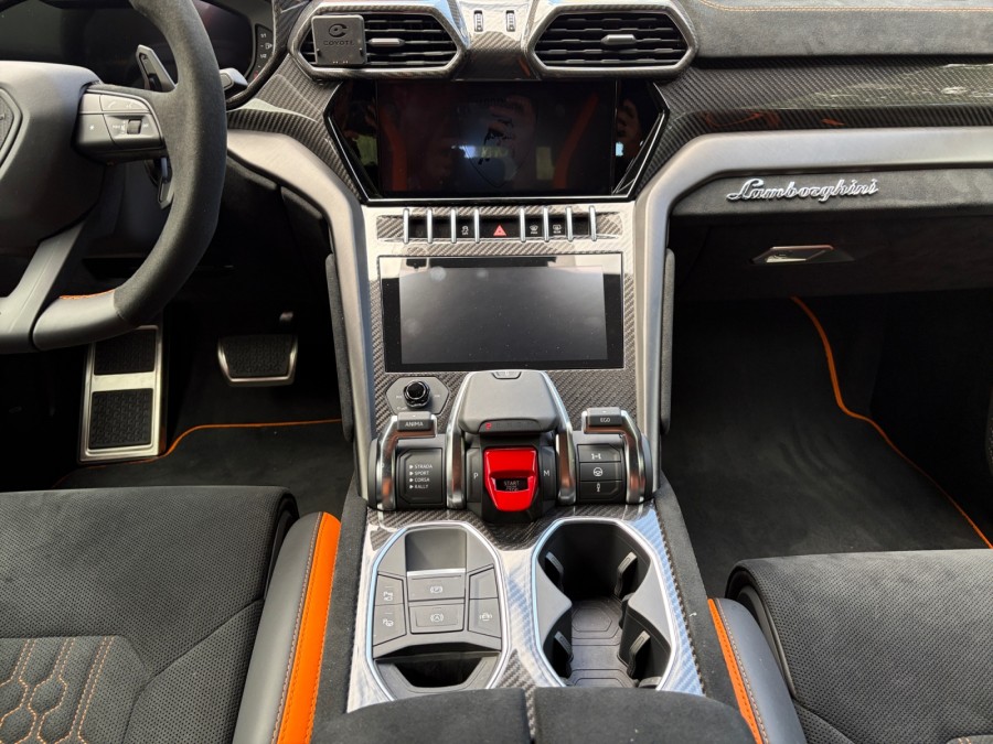 LAMBORGHINI d'occasion URUS URUS 4.0 VO 666 PERFORMANTE de 2025