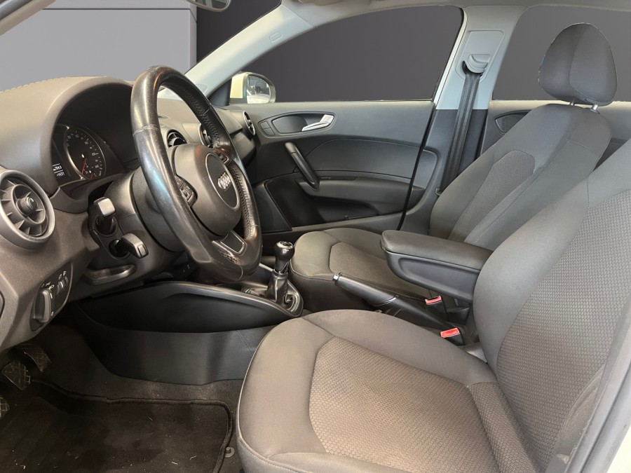 AUDI d'occasion A1 SB 1.2 TFSI 86 AMBIENTE de 2012 Pau (64)﻿