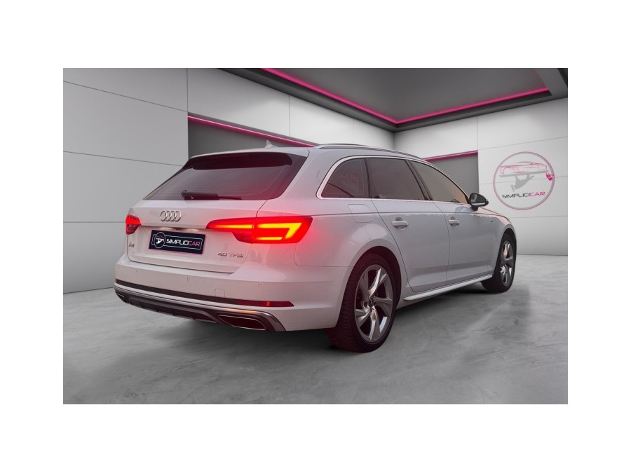 AUDI d'occasion A4 AVANT 2 TFSI 190 DESIGN S TRONIC AUTO de 2019