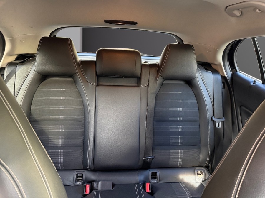 MERCEDES d'occasion CLASSE GLA GLA 220 CDI de 2019 Cannes (06)﻿