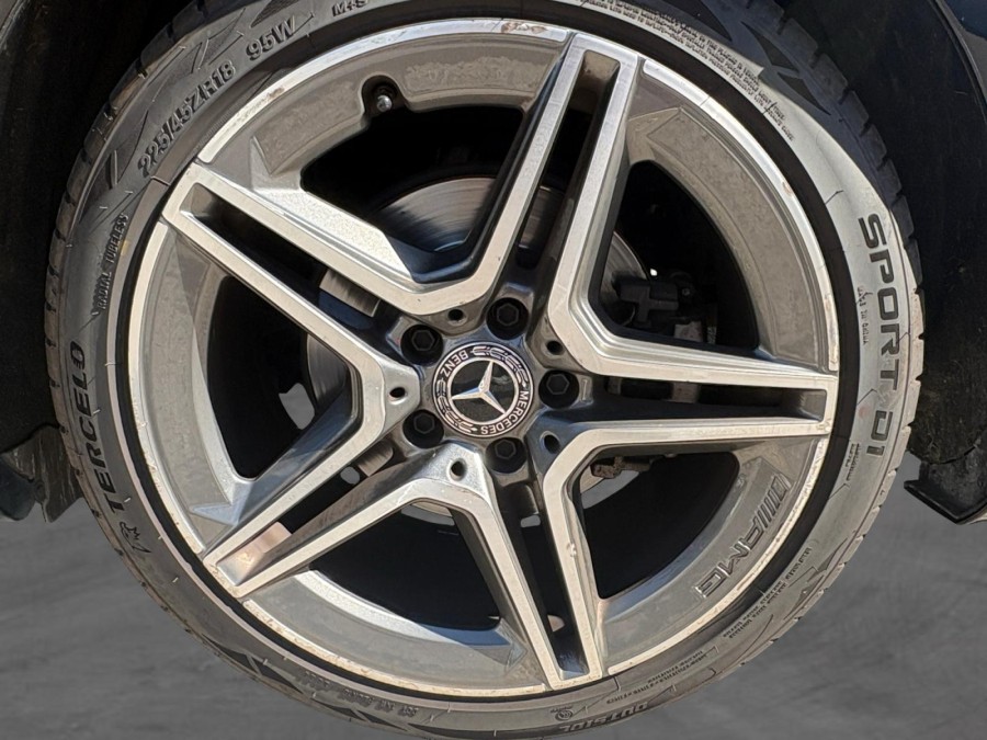MERCEDES d'occasion C 180 d 122ch AMG Line 9G-Tronic de 2019 Lyon St