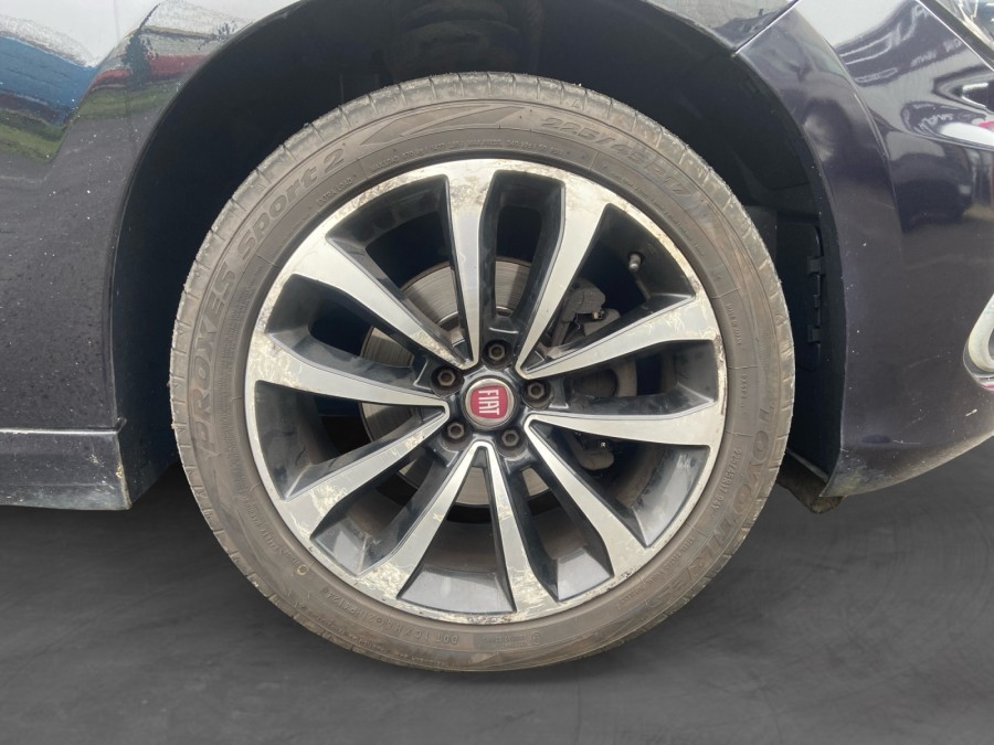 FIAT d'occasion TIPO 1.6 MULTIJET 120 POP BUSINESS de 2017 Brest (29)﻿