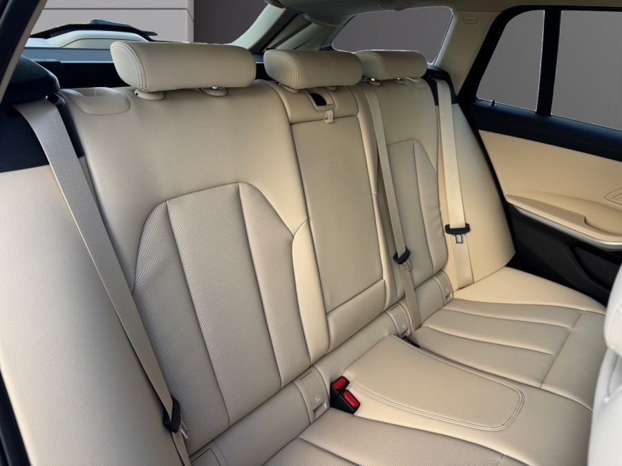 BMW d'occasion 318 2 I 156 TOURING LOUNGE AUTO de 2022 Troyes (10)﻿