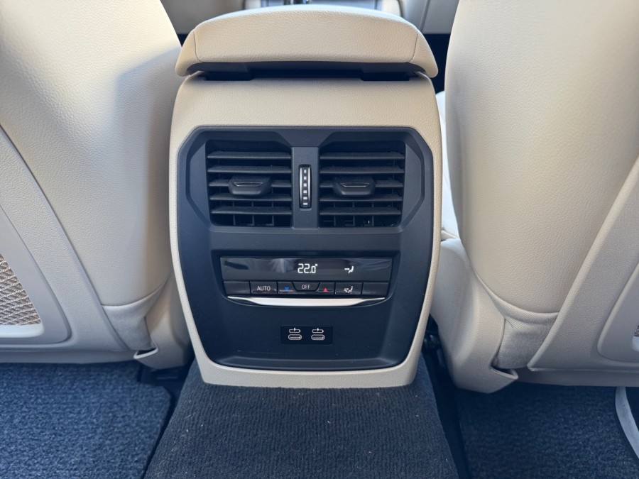 BMW d'occasion 318 2 I 156 TOURING LOUNGE AUTO de 2022 Troyes (10)﻿