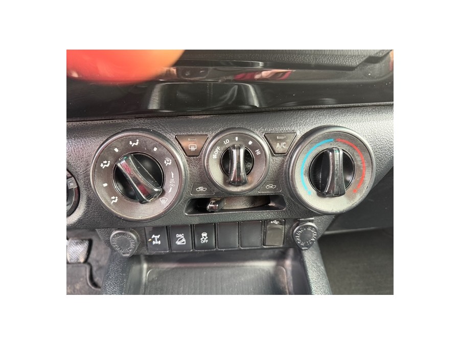 TOYOTA d'occasion HI-LUX 4WD XTRA CABINE 2.4 150 D4D LECAP PH3 de