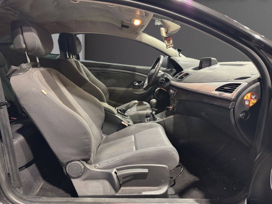 RENAULT d'occasion MEGANE III 1.5 DCI 105 COUPE de 2009 Montpellier
