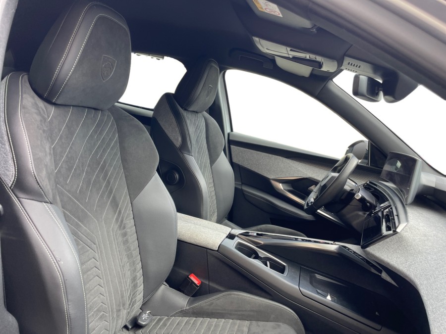 PEUGEOT d'occasion 3008 1.2 Hybrid 136ch GT e-DCS6 de 2024 Royan (17)﻿
