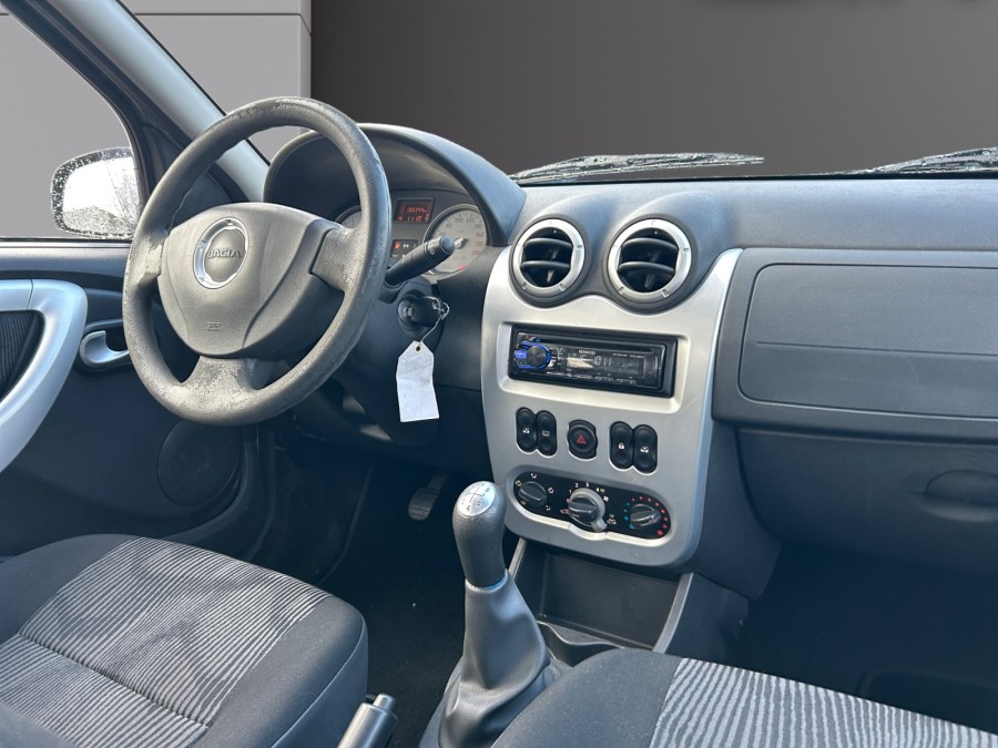 DACIA d'occasion SANDERO 1.5 DCI 85 BLACK LINE de 2009 Evreux (27)﻿