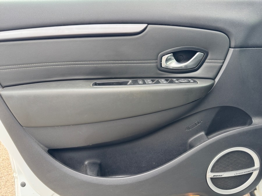 RENAULT d'occasion SCENIC 1.5 dCi 110ch Bose EDC 2015 de 2015 Troyes