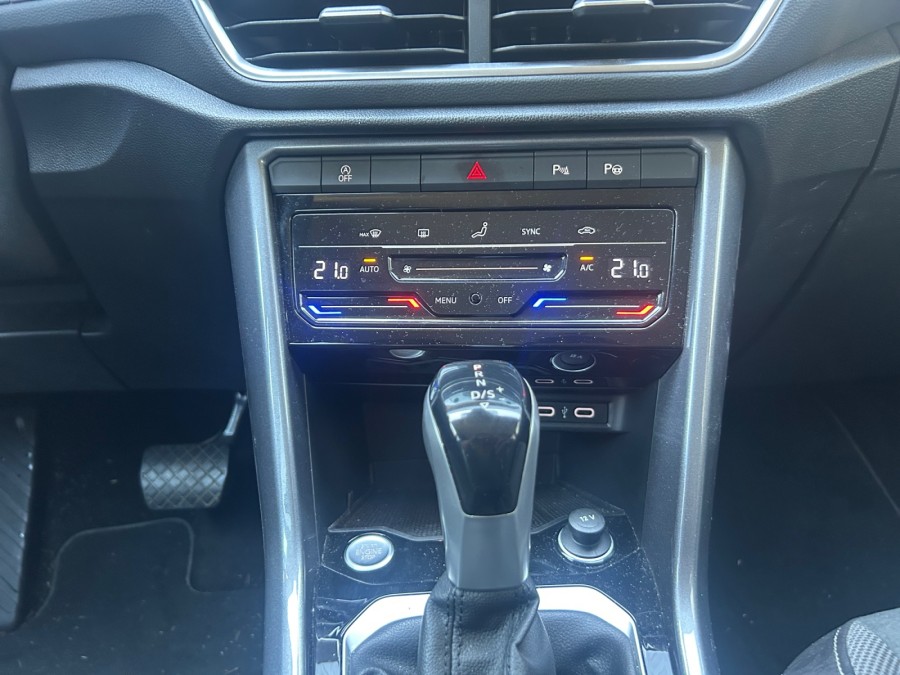 VOLKSWAGEN d'occasion T-ROC 1.5 TSI EVO 150 STYLE DSG AUTO de 2022