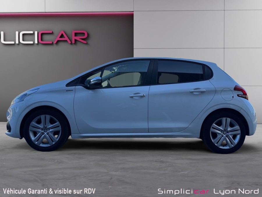 PEUGEOT d'occasion 208 AFFAIRE 1.6 BLUE HDI 100 de 2017 Lyon Nord