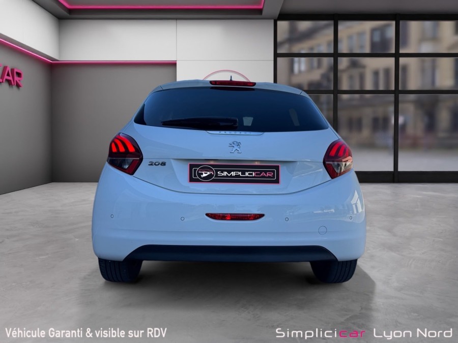 PEUGEOT d'occasion 208 AFFAIRE 1.6 BLUE HDI 100 de 2017 Lyon Nord