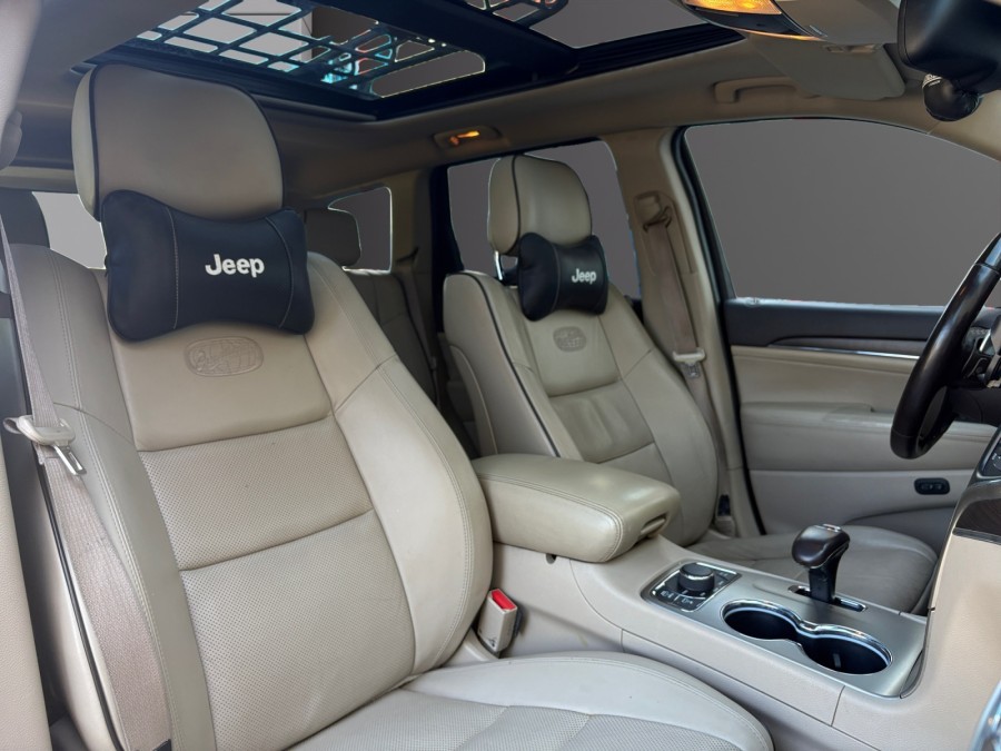 JEEP d'occasion GRAND 3.0 CRD V6 250 NIGHT EAGLE BA de 2013 Méry Sur