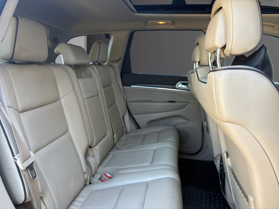 JEEP d'occasion GRAND 3.0 CRD V6 250 NIGHT EAGLE BA de 2013 Méry Sur