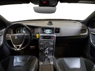 VOLVO d'occasion V60 2 D3 150 R-DESIGN GEARTRONIC AUTO de 2017
