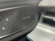 AUDI d'occasion Q3 SB 1.5 E-HYBRID 272 S-LINE S TRONIC de 2026 Lyon
