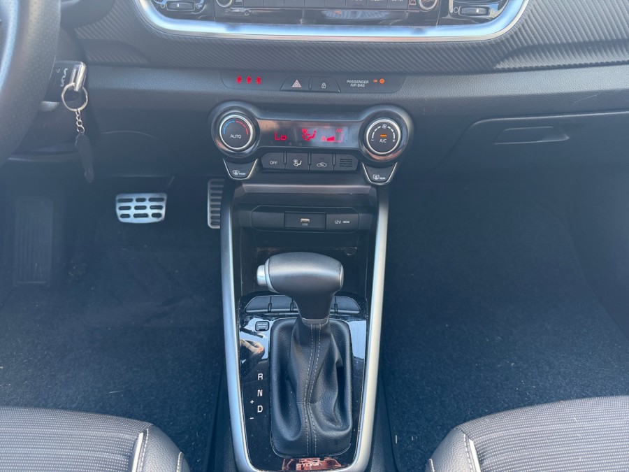 KIA d'occasion STONIC 1 TGDI MHEV 120 GT LINE DCT AUTO de 2023 Royan