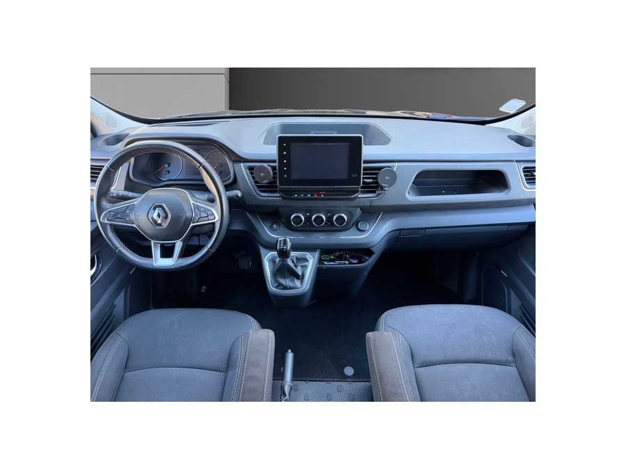 RENAULT d'occasion TRAFIC CA L2H1 3T 2.0 BLUE DCI 150 EXTRA BA de