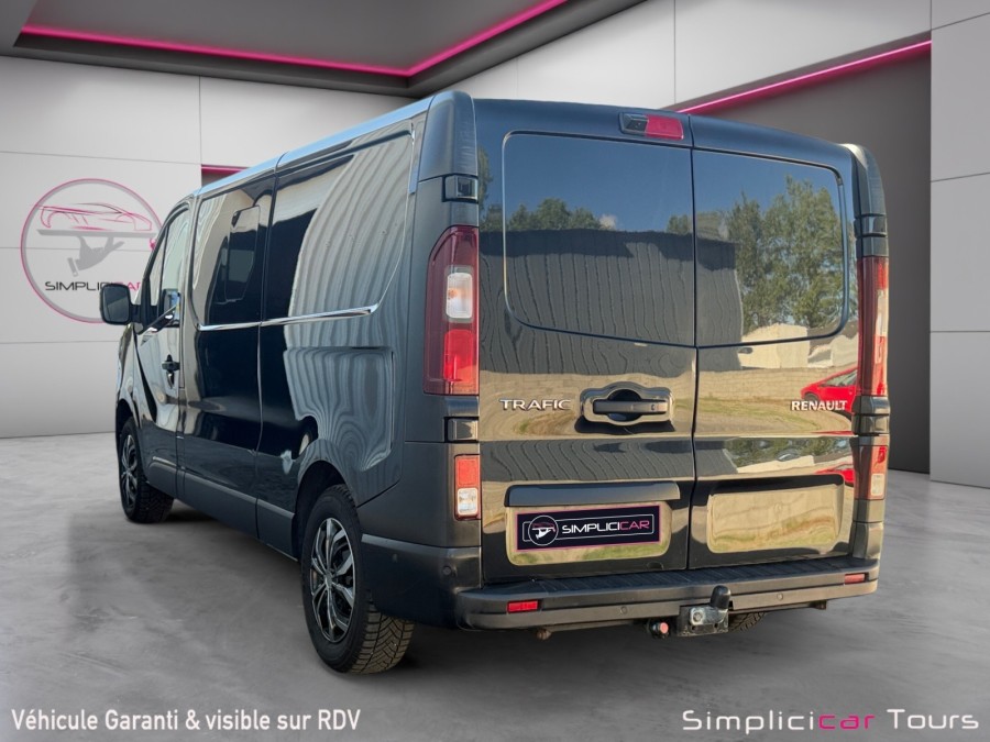 RENAULT d'occasion TRAFIC CA L2H1 3T 2.0 BLUE DCI 150 EXTRA BA de
