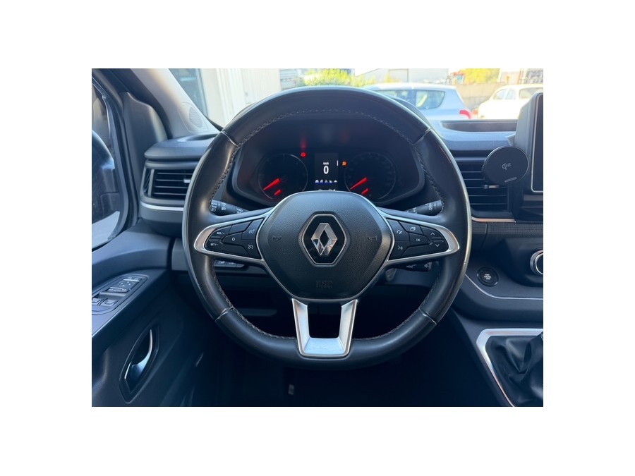 RENAULT d'occasion TRAFIC CA L2H1 3T 2.0 BLUE DCI 150 EXTRA BA de