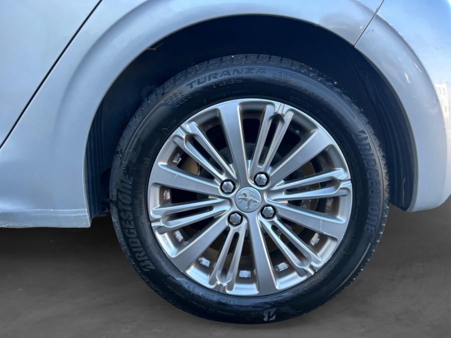 PEUGEOT d'occasion 208 1.2 PURETECH 110 ALLURE de 2018 Coignières