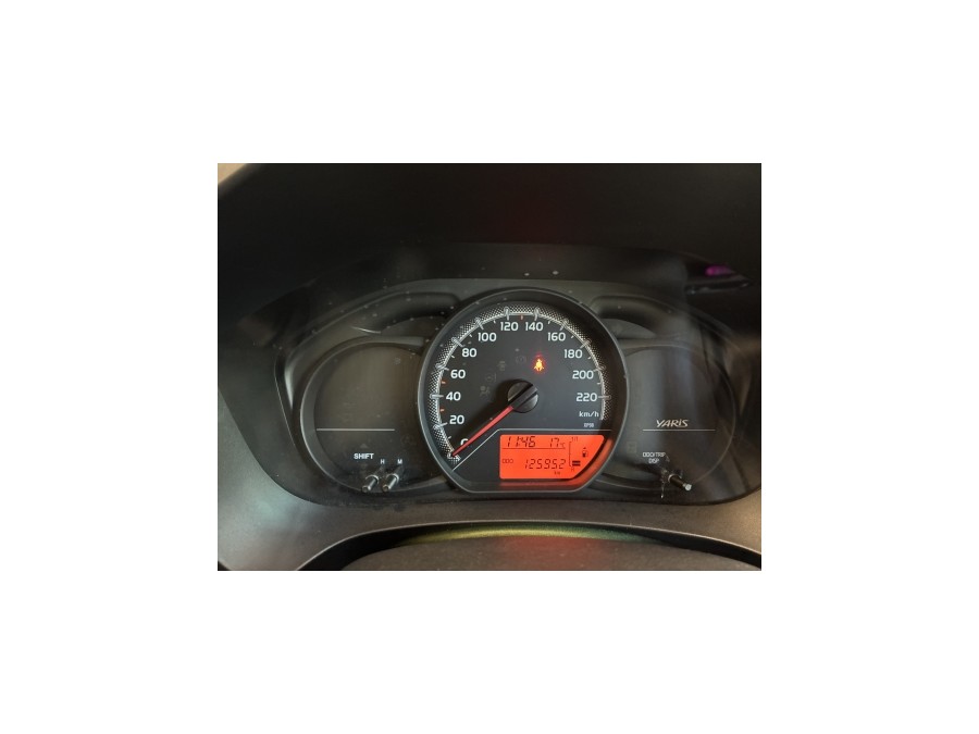 TOYOTA d'occasion YARIS III 1 69 VVTI Dynamic de 2016 Annecy (74)﻿