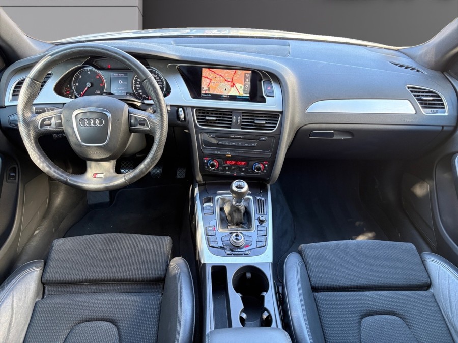 AUDI d'occasion A4 2 TDI 143 DPF S LINE de 2008 Salon de Provence