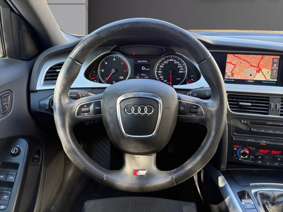 AUDI d'occasion A4 2 TDI 143 DPF S LINE de 2008 Salon de Provence