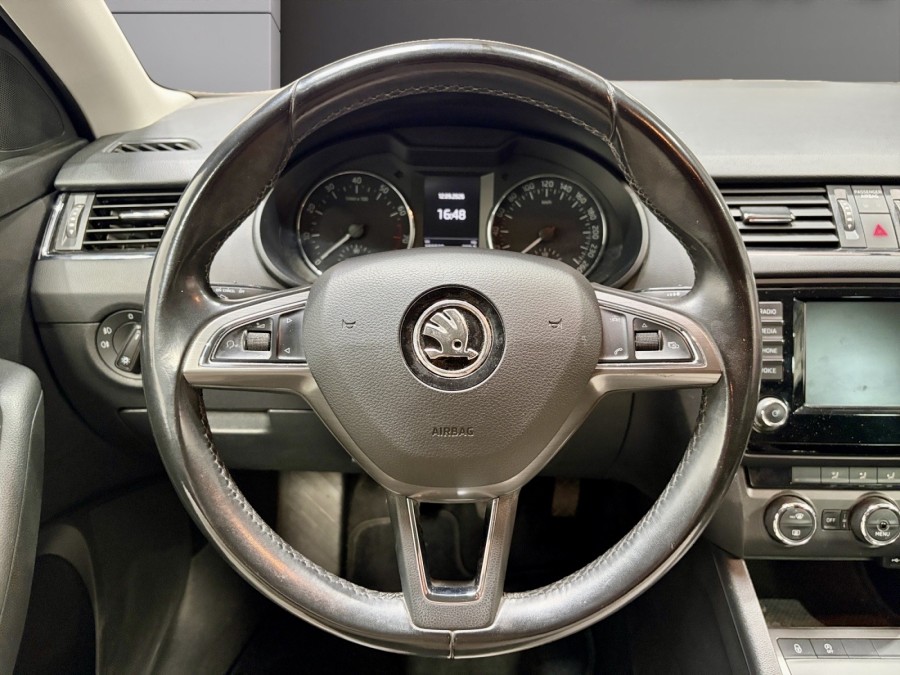 SKODA d'occasion OCTAVIA III COMBI 1.2 TSI 110 ACTIVE de 2016 Lyon