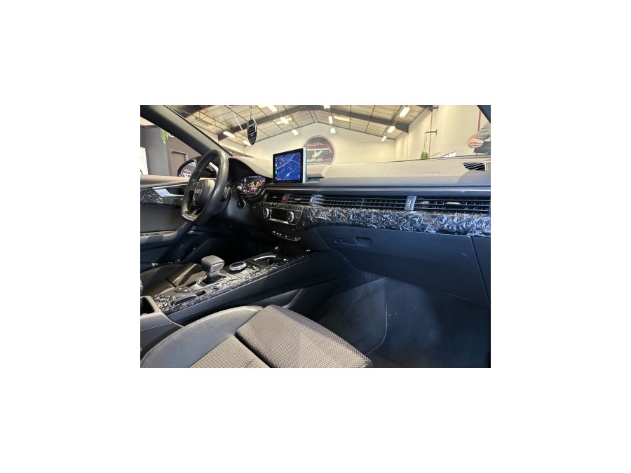 AUDI d'occasion A4 AVANT 2 TDI 150 S LINE S TRONIC AUTO de 2019 Aix