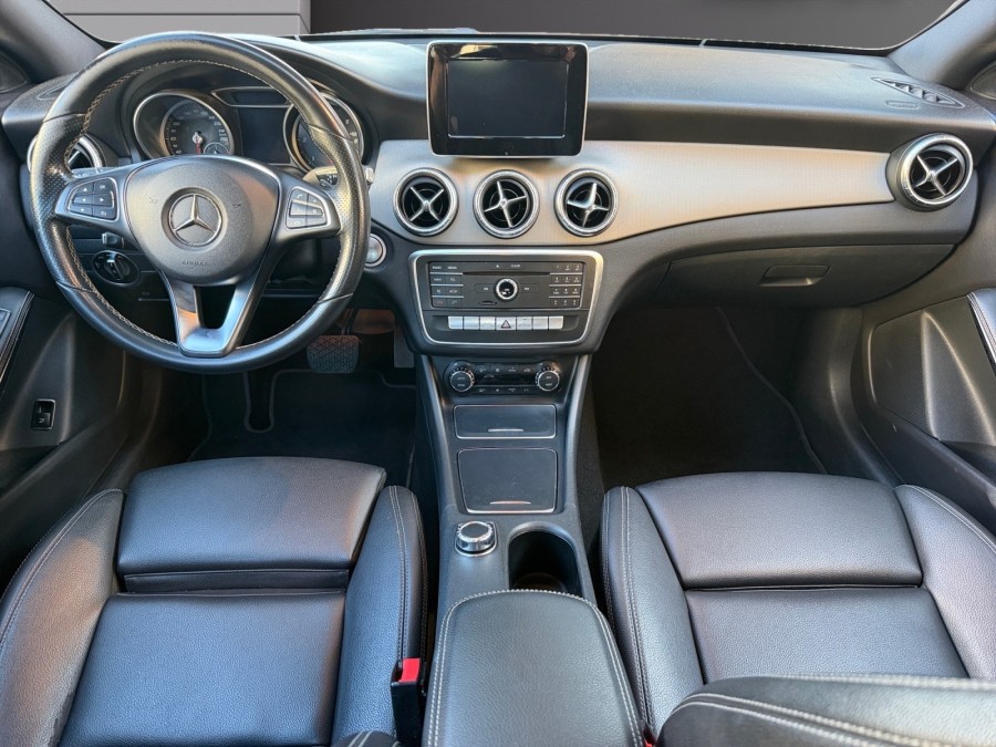 MERCEDES d'occasion CLA 200 d Sensation 7G-DCT de 2017 Cannes (06)﻿