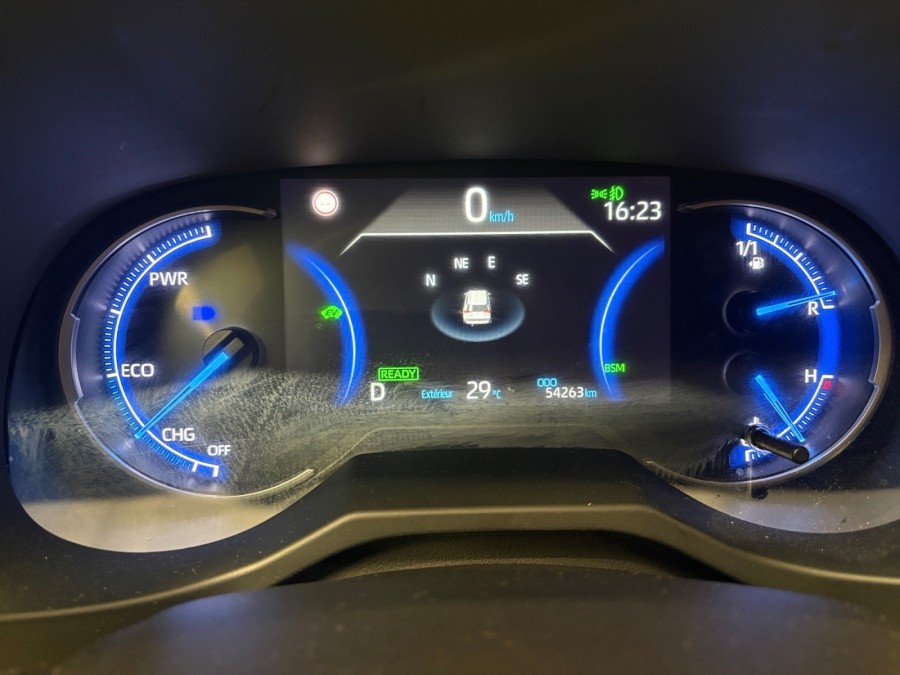 TOYOTA d'occasion RAV4 2.5 HYBRIDE 2WD 218 COLLECTION AUTO de 2019