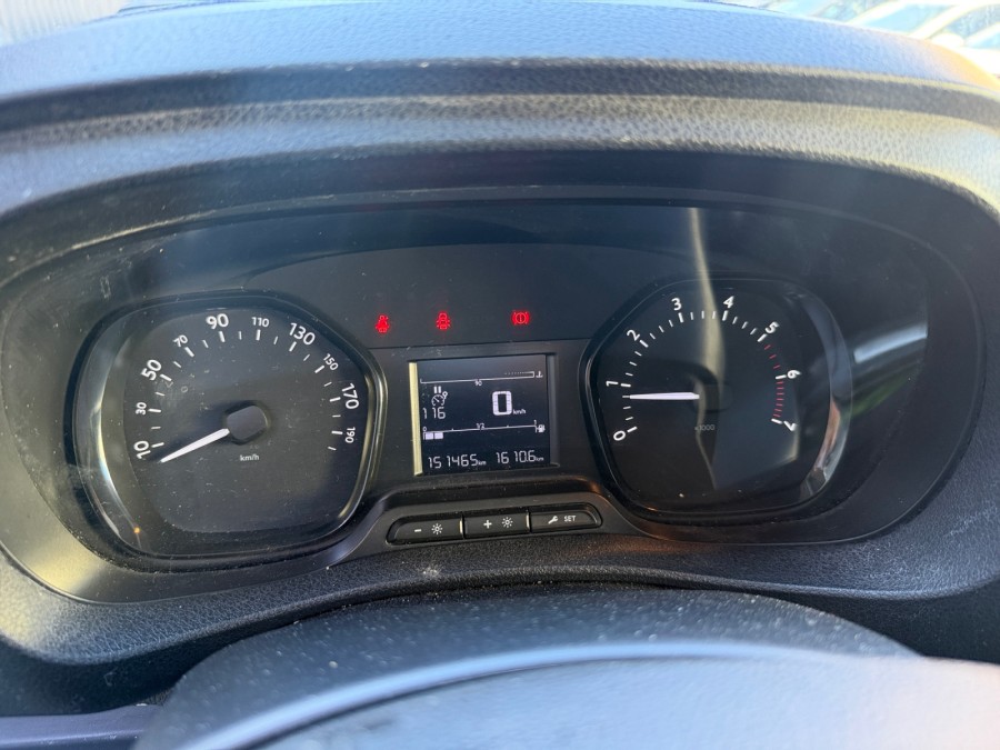 PEUGEOT d'occasion EXPERT STANDARD 2.0 BLUE HDI 120 PREMIUM de 2018
