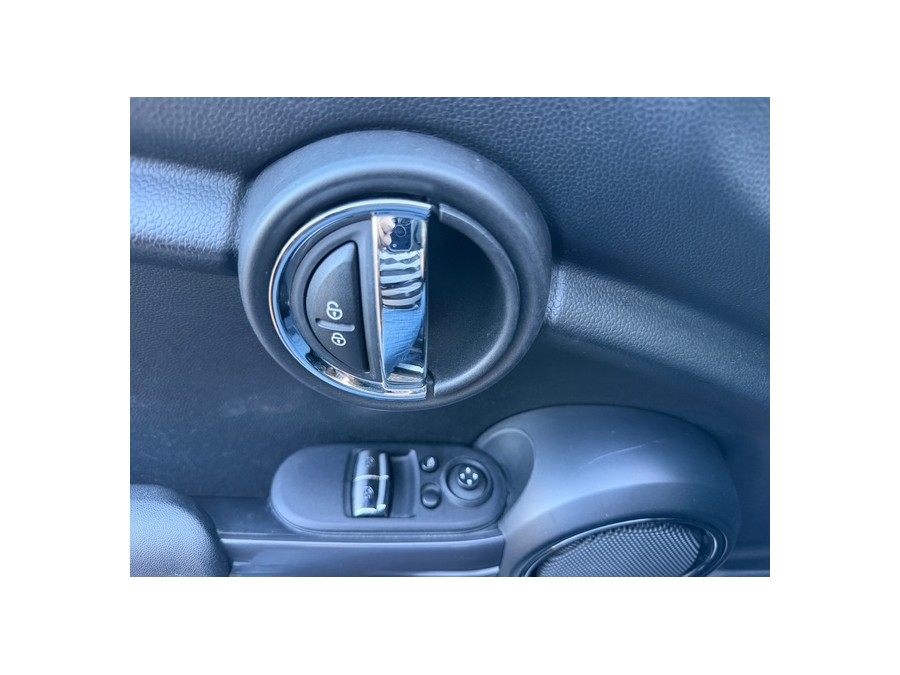 MINI d'occasion MINI ONE D 95 BLACKFRIARS de 2017 Tours (37)﻿