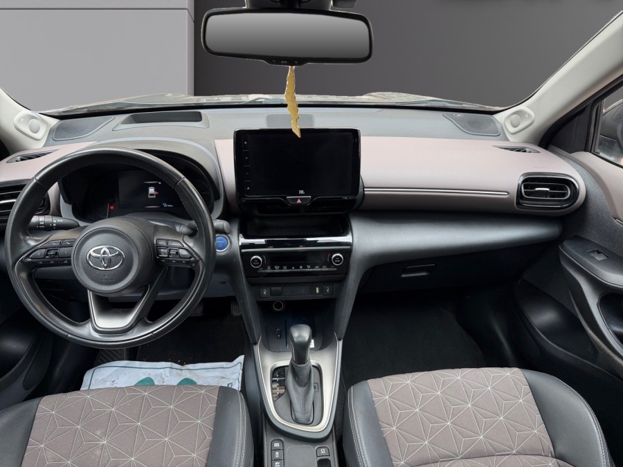 TOYOTA d'occasion YARIS 130H Collection de 2022 Le Raincy (93)﻿