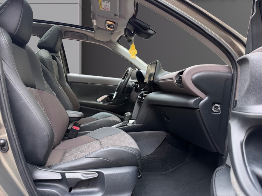 TOYOTA d'occasion YARIS 130H Collection de 2022 Le Raincy (93)﻿