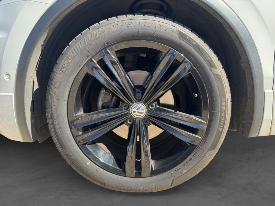 VOLKSWAGEN d'occasion TIGUAN II 2 TDI 150 R LINE DSG AUTO de 2020