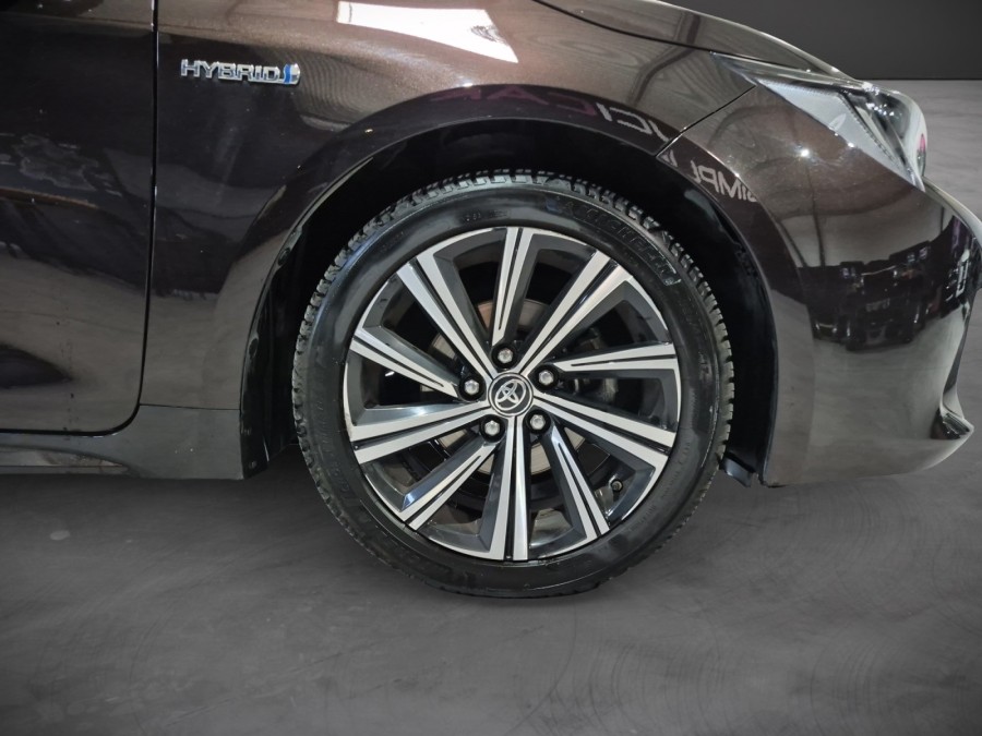 TOYOTA d'occasion COROLLA 140H DESIGN de 2021 Magny-en-Vexin (95)﻿