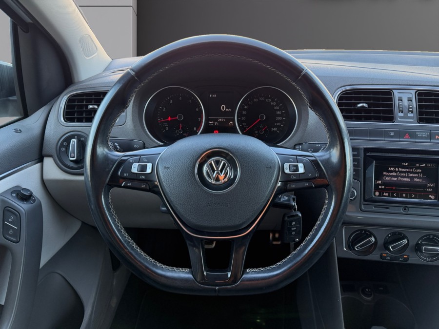 VOLKSWAGEN d'occasion POLO 1.0 60ch Cup 3p de 2014 Toulon Est (83)﻿