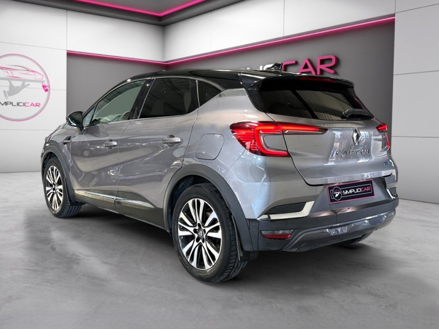 RENAULT d'occasion CAPTUR II 1.6 ETECH PLUG IN 160 INITIALE PARIS de